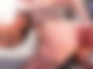 Live cam show with LynetteArrowsmith - Eating Pussy on xDating