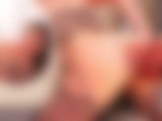 Live cam show with LynetteArrowsmith - Green Eyes on friskycurves.com