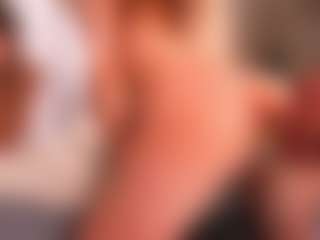 Live cam show with LynetteArrowsmith - Fuck Machine on Latina Girls