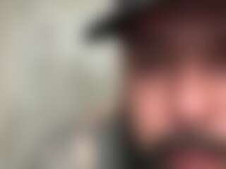 Santerojr's Live Sex Cam Show