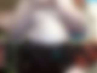 Live cam show with average-girl - Hot on chickslive.net