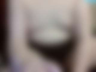 Live cam show with average-girl - Joi on PervPlay.com