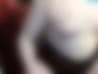 Live cam show with average-girl - Hairy Pussy on eurowanks.com