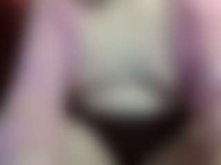 Live cam show with average-girl - Solo on x69.live