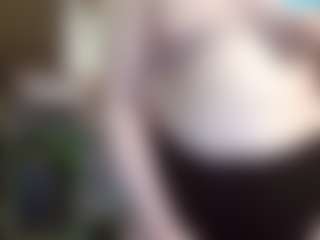 average-girl's Live Sex Cam Show