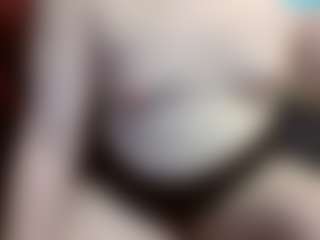 average-girl's Live Sex Cam Show