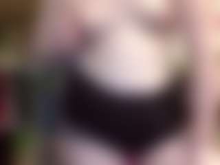 Live cam show with average-girl - Thong on dropp.cam