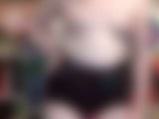 Live cam show with average-girl - Control on livesuperchat.net