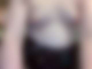 Live cam show with average-girl - Role Play on hotwifechat.live
