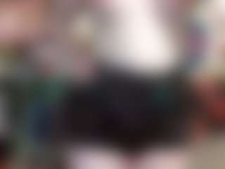 Show Live Sex Cam average-girl