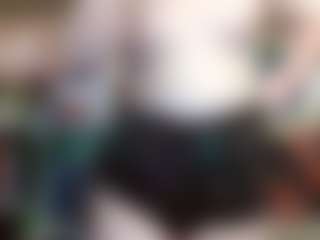 Live cam show with average-girl - Athletic on intimatelivegirls.com
