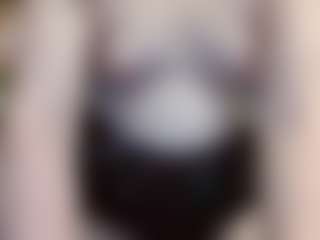 Live cam show with average-girl - Hairy Pussy Teen (18+) on Dolls Live