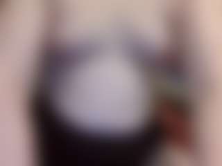 average-girl's Live Sex Cam Show