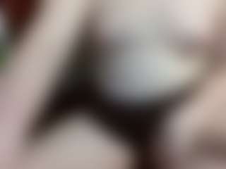 average-girl's Live Sex Cam Show