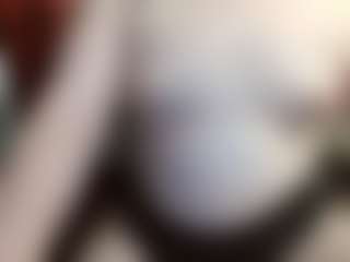 Live cam show with average-girl - Role Play on Dolls Live
