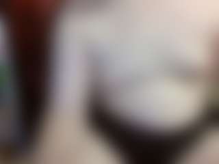 Live cam show with average-girl - Thong on Porn Luv