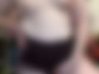 average-girl's Live Sex Cam Show