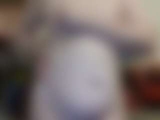 Live cam show with average-girl - Thong on Soda Cam