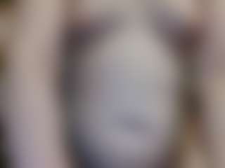 Live cam show with average-girl - Average on pussylord.com