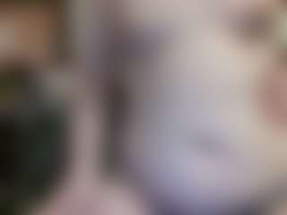 Live cam show with average-girl - Solo on Camsoda
