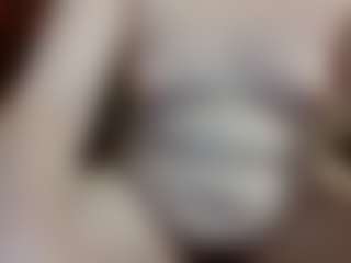 Live cam show with average-girl - Hairy Pussy on CamClone
