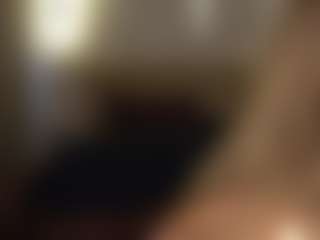 Live cam show with AmityAlford - Smoking on Uber Horny