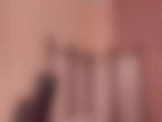 Live cam show with MaureenGambell - Tongue on xplaylive.com