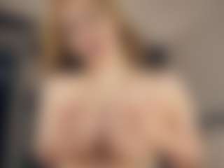 OctaviaHearing's Live Sex Cam Show