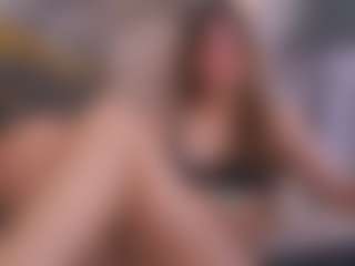 Live cam show with DreamyLinaa - Public on sexylive.show