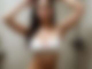 Avery3's Live Sex Cam Show