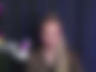 CassieBomb's Live Sex Cam Show