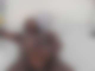 Live cam show with Adry-Morris - Shower on Dolls Live