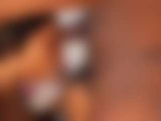 Live cam show with Adry-Morris - Erotic Dance on Camsoda