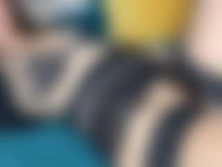 Live cam show with VanessaCalypso - Hairy on milfzrlive.com