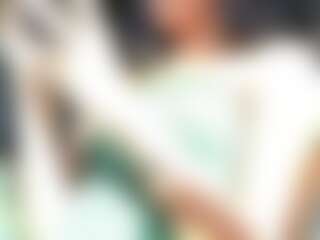 Desiree305's Live Sex Cam Show