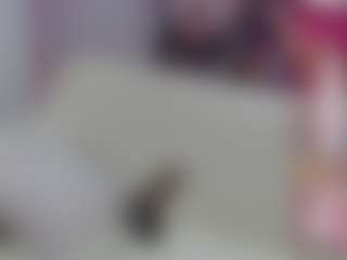 Sucker Drool MILF webcam performer live streaming