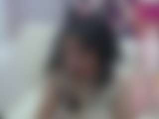 Sucker Drool MILF webcam performer live streaming
