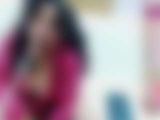 Live cam show with Sucker Drool - Brown Eyes MILF on live18s.com