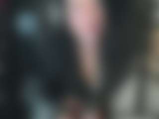 Live cam show with AnitaMuse - Role Play MILF on xDating