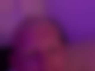 Lucinao010's Live Sex Cam Show