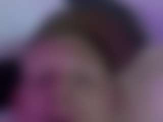 Lucinao010's Live Sex Cam Show