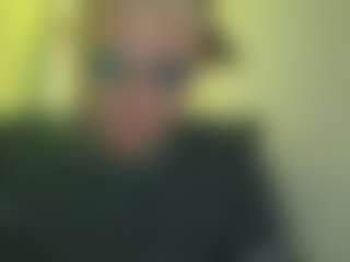 Lucinao010's Live Sex Cam Show