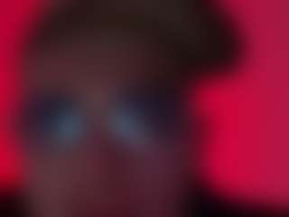 Lucinao010's Live Sex Cam Show