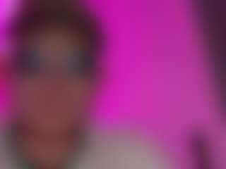 Lucinao010's Live Sex Cam Show