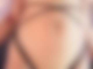 Live cam show with Cherry Snow - Red Hair Squirt on Camsoda