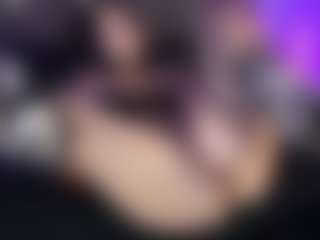 Cherry Snow's Live Sex Cam Show