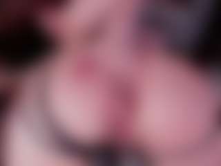 Live cam show with Kloe - Swallow on Fapmatic.com