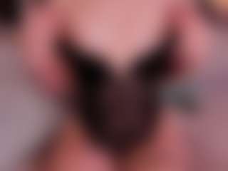Kloe's Live Sex Cam Show