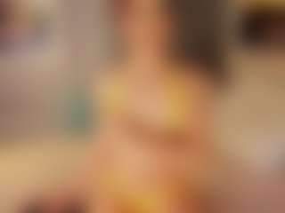 Live cam show with Kloe - Sensual on Camsoda