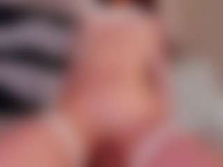 Live cam show with Kloe - Sensual on SquirtSoMuch